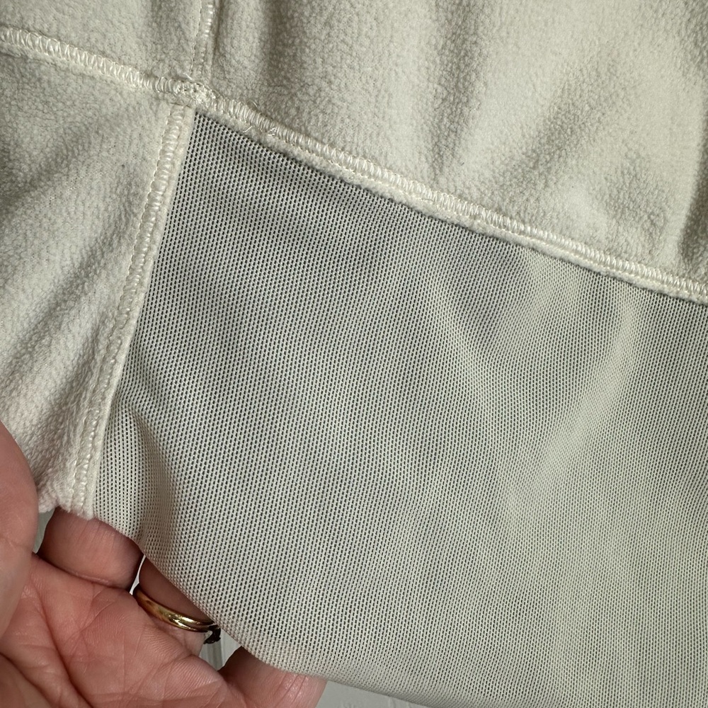 Lululemon Run: Bold In The Cold Long Sleeve Polar Cream / Black - Rare! - Picture 12 of 16